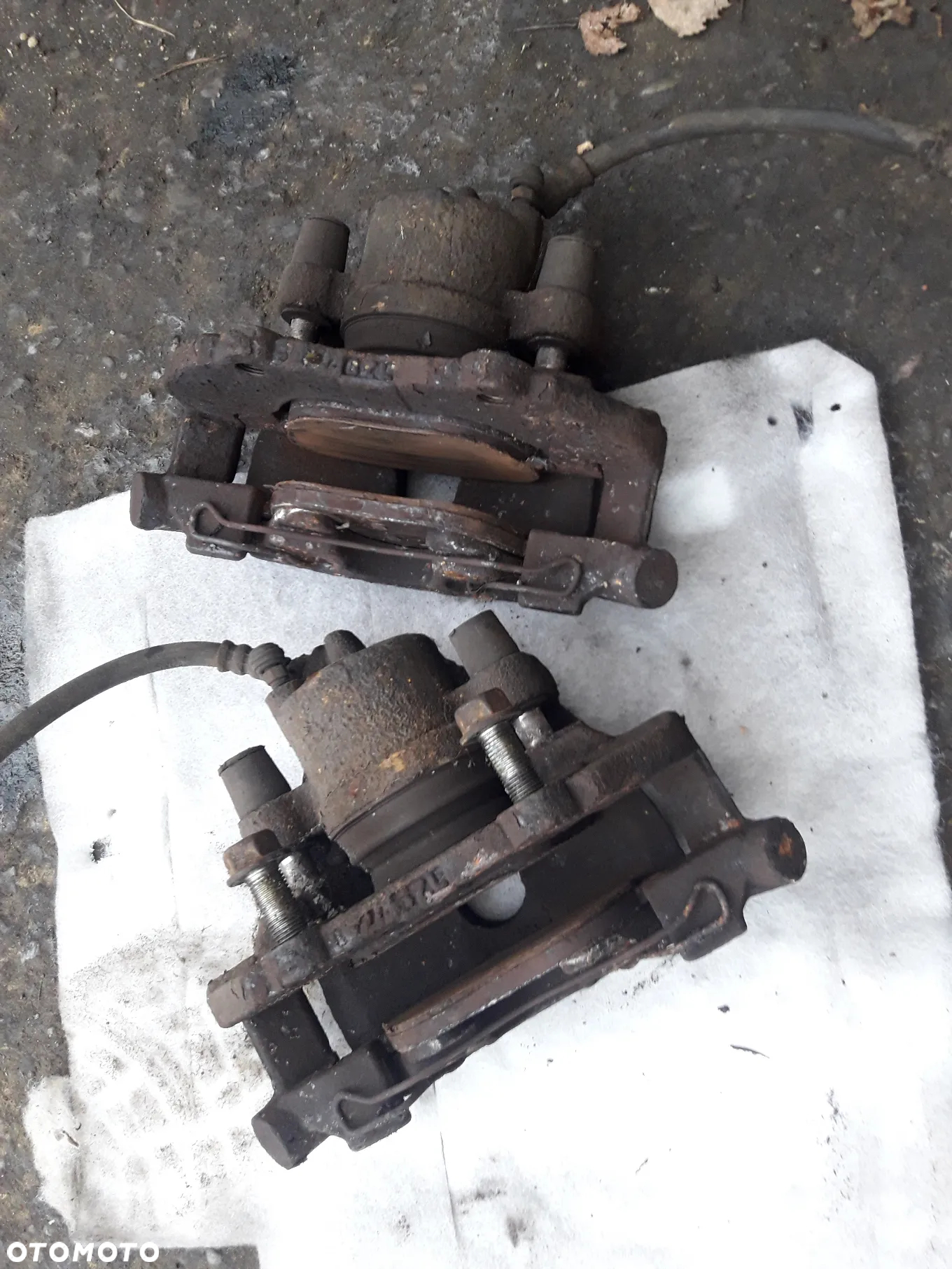 Mazda 3  5  1.8 2.0 16V 2.0 citd 2.3 16V   Zacisk hamulcowy przedni przód Jarzmo lewy prawy - 3