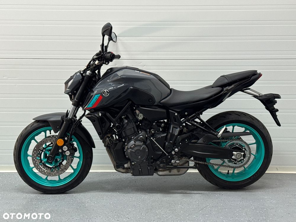 Yamaha MT - 19