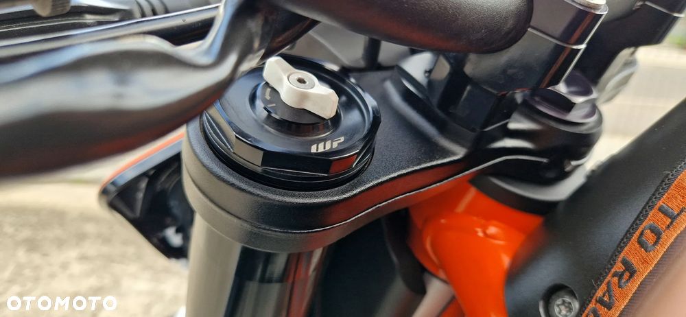 KTM DUKE 890 - 13