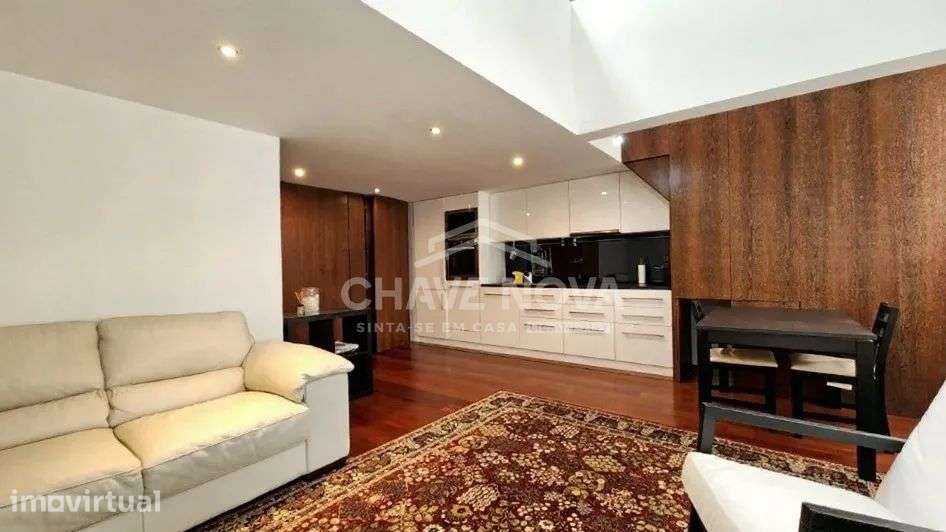 Duplex T3 Mobilado na Foz Velha - A poucos passos do mar! - Grande imagem: 2/8