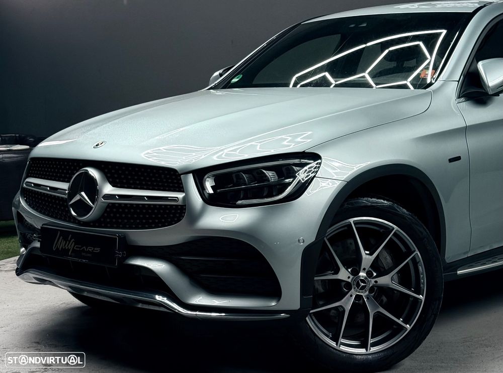 Mercedes-Benz GLC 300 de Coupe 4Matic 9G-TRONIC AMG Line Plus - 4