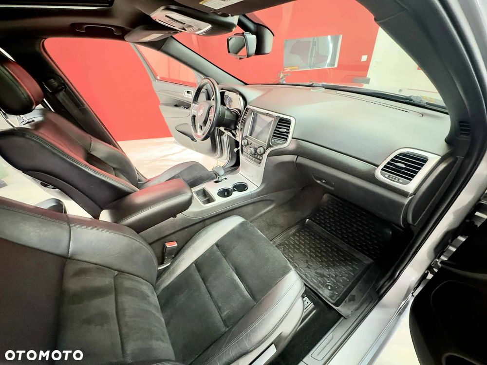 Jeep Grand Cherokee - 6