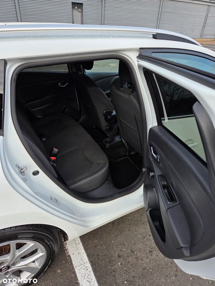 Renault Clio 1.2 16V Alize - 8