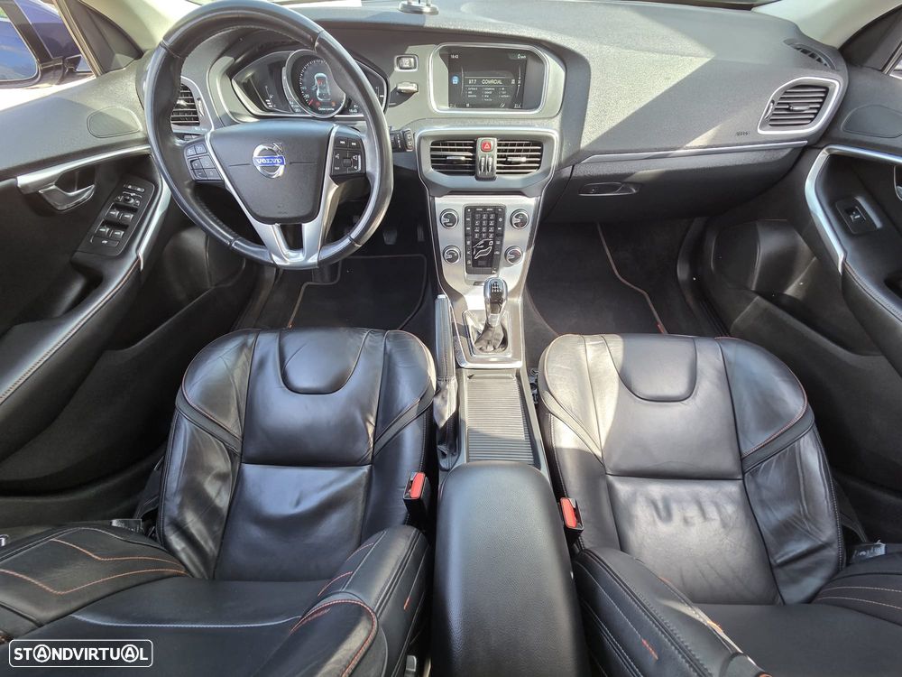 Volvo V40 2.0 D4 Volvo Ocean Race - 11