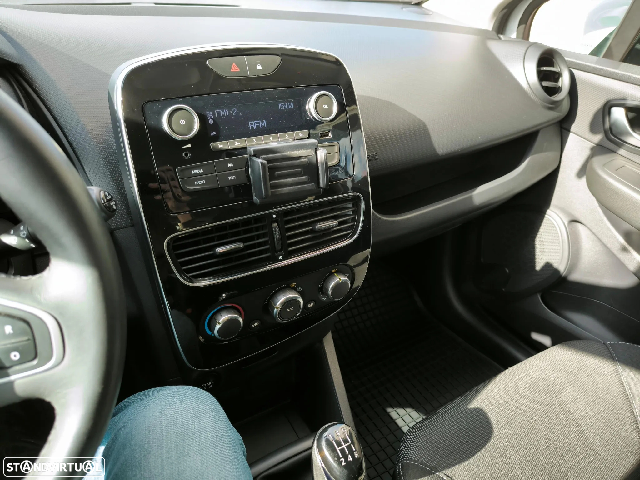 Renault Clio Sport Tourer 1.5 dCi Confort - 12