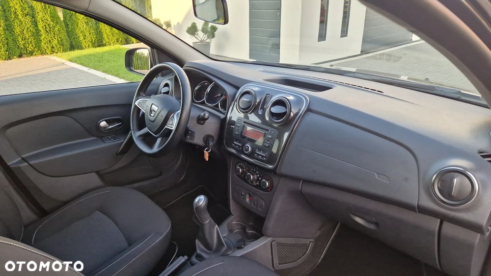 Dacia Logan TCe 90 (S&S) Comfort - 10