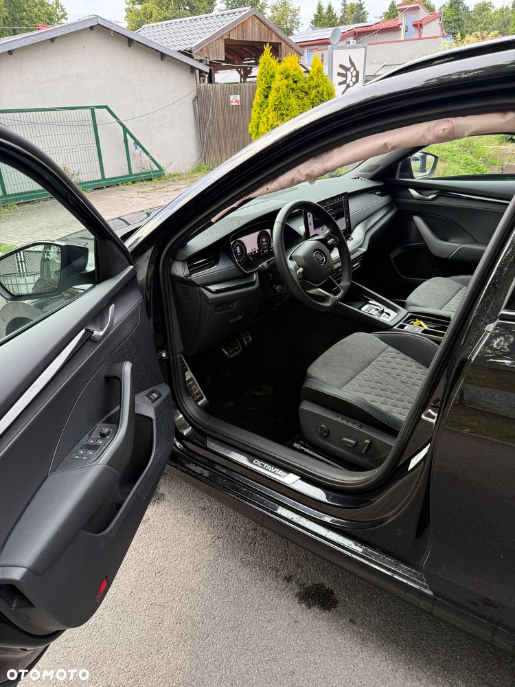 Skoda Octavia 2.0 TDI DSG Sportline - 7