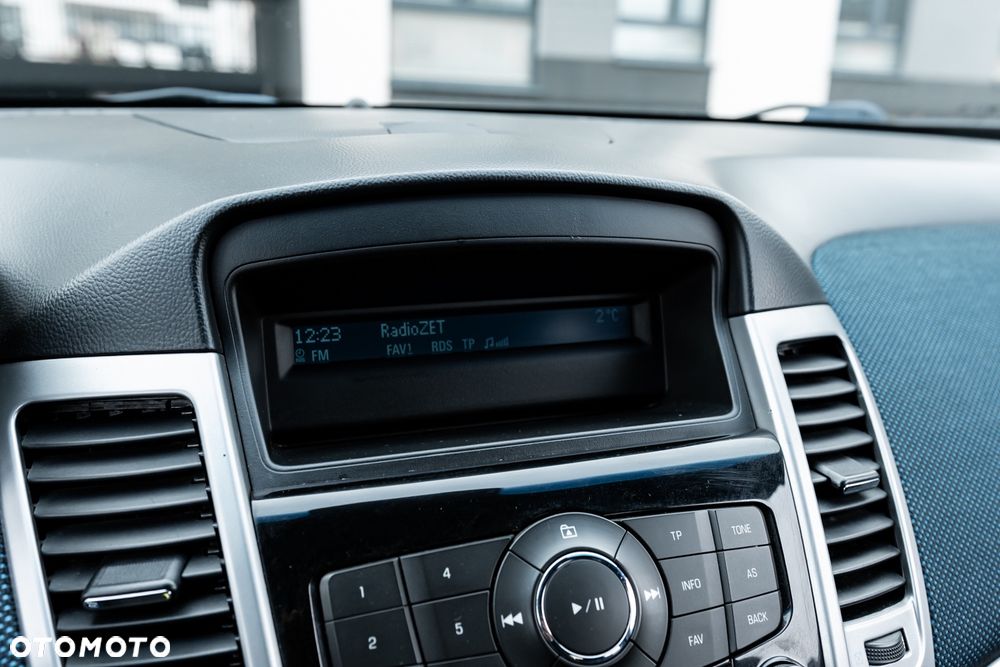 Chevrolet Cruze 1.8 LT - 30