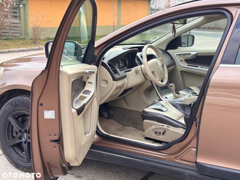 Volvo XC 60 - 34