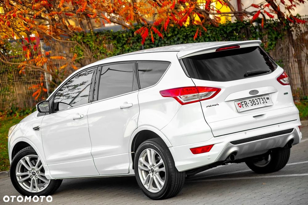 Ford Kuga 1.6 EcoBoost 4x4 Titanium - 12