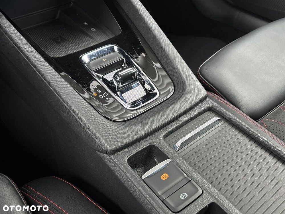 Skoda Octavia 2.0 TDI RS DSG - 21