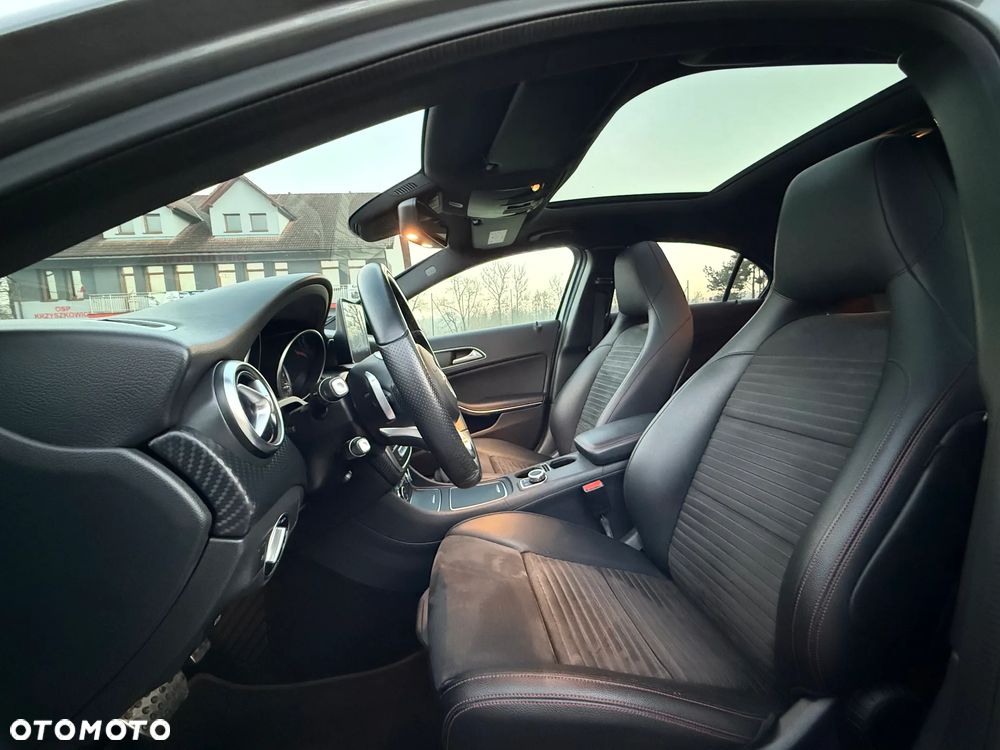 Mercedes-Benz Klasa A 200 7G-DCT AMG Line - 16