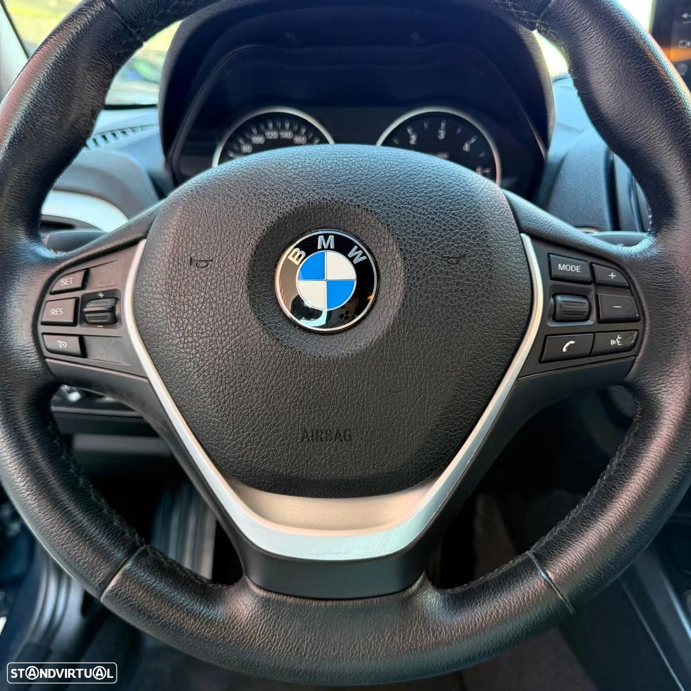 BMW 116 d EDynamics Line Urban - 11