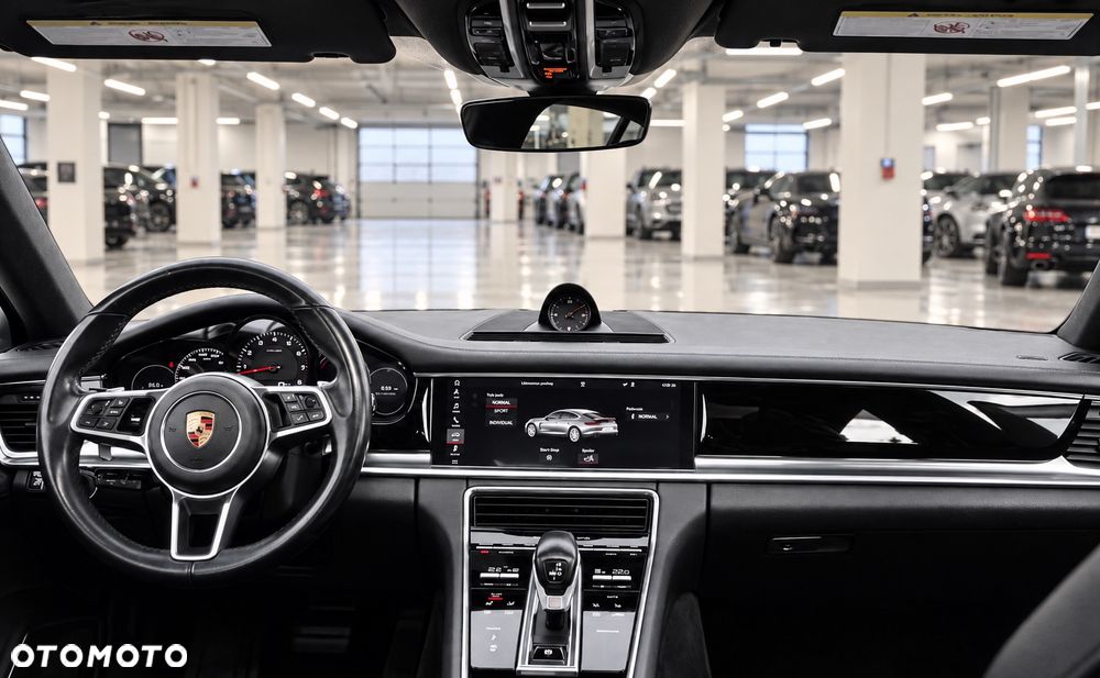 Porsche Panamera 4 Executive - 7