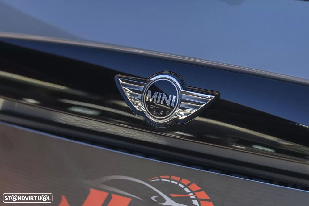 MINI 3 Portas Cooper D - 32