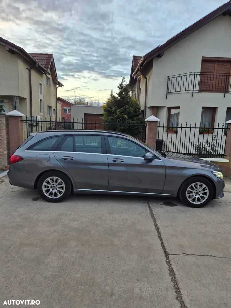 Mercedes-Benz C 180 d T 9G-TRONIC - 11