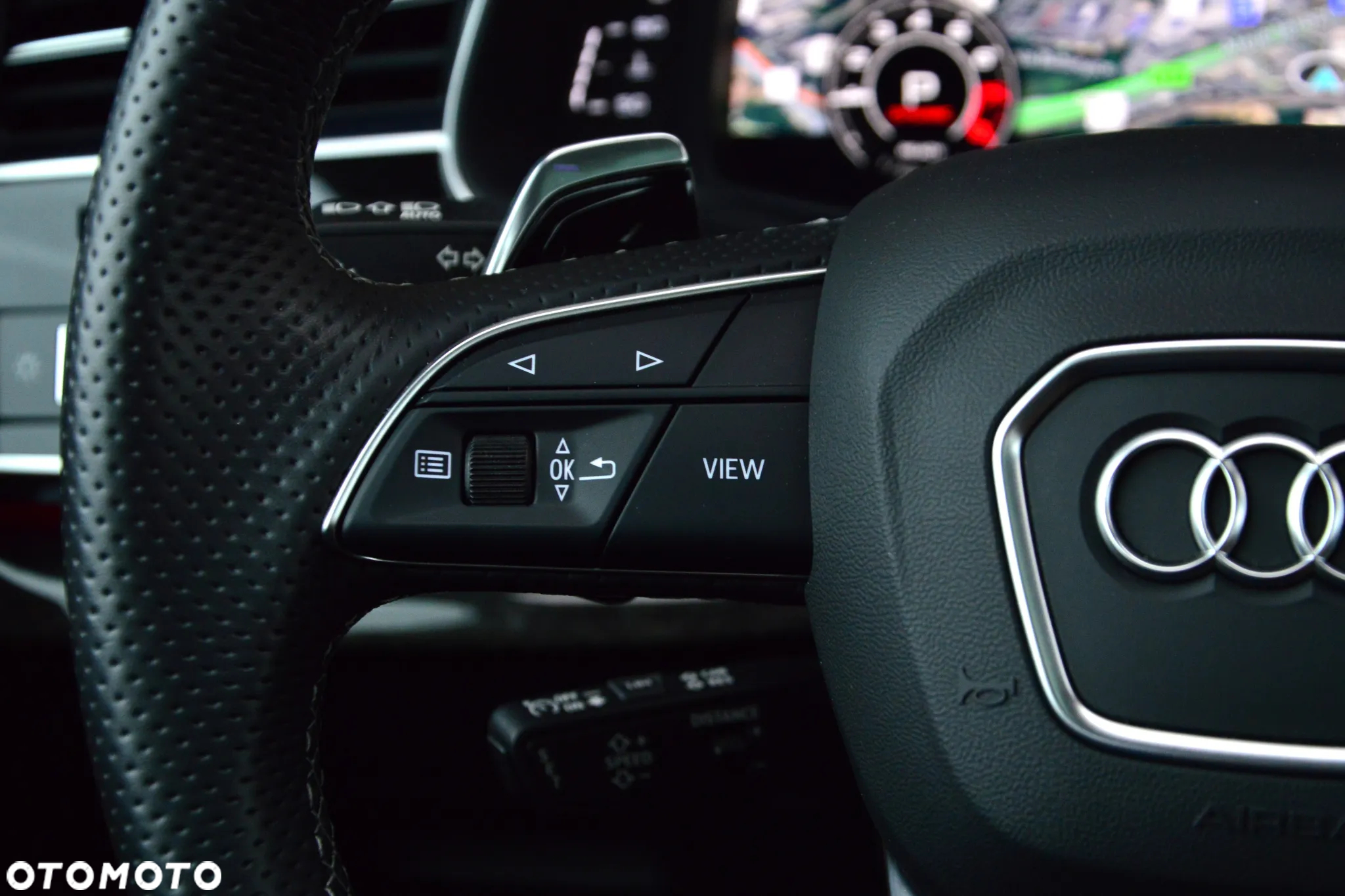 Audi RS Q8 - 28