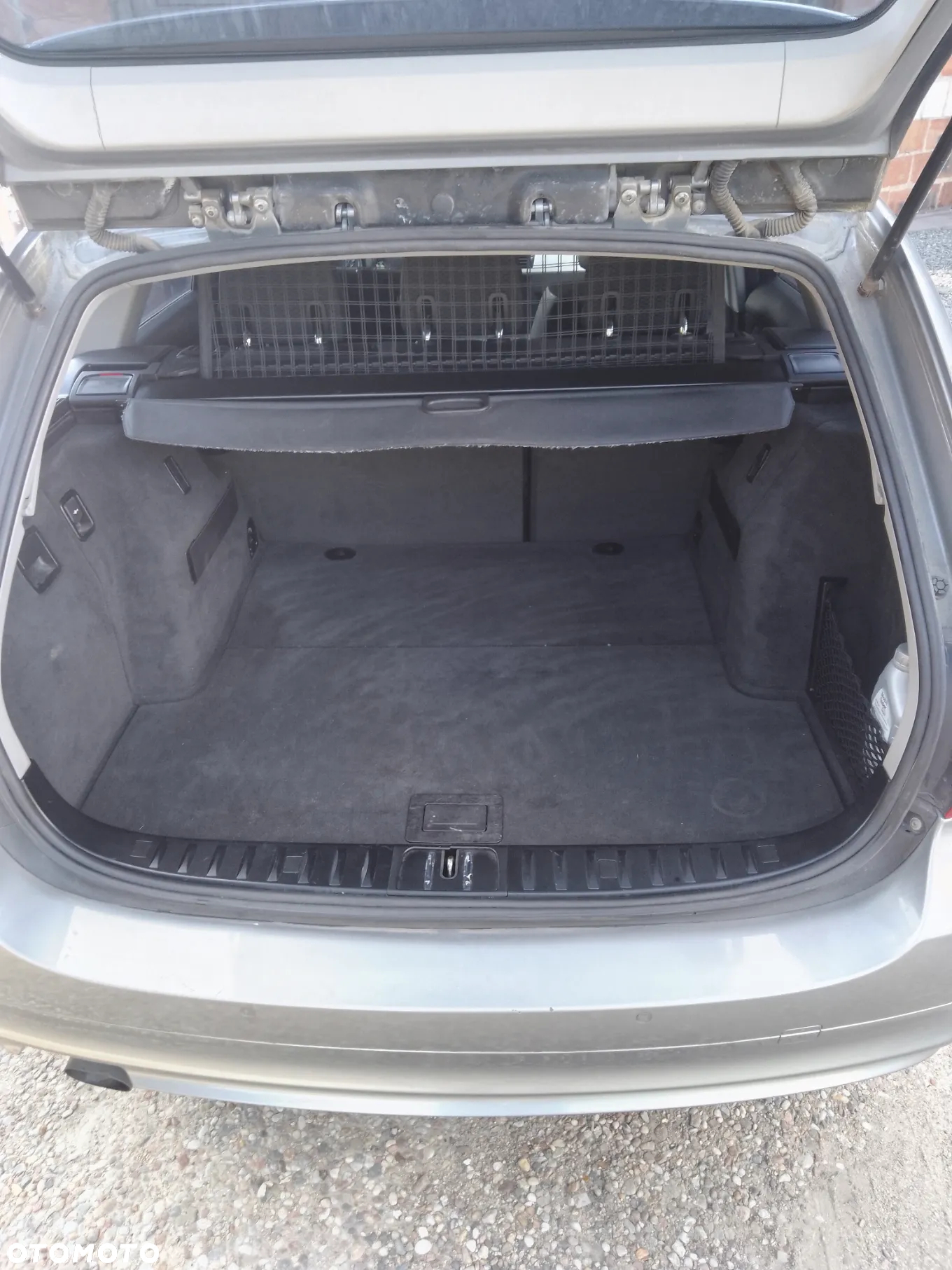 BMW Seria 3 318d - 11