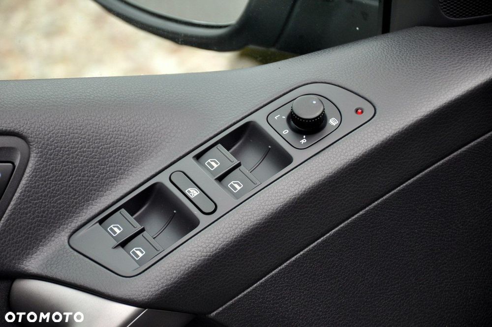 Volkswagen Tiguan - 37