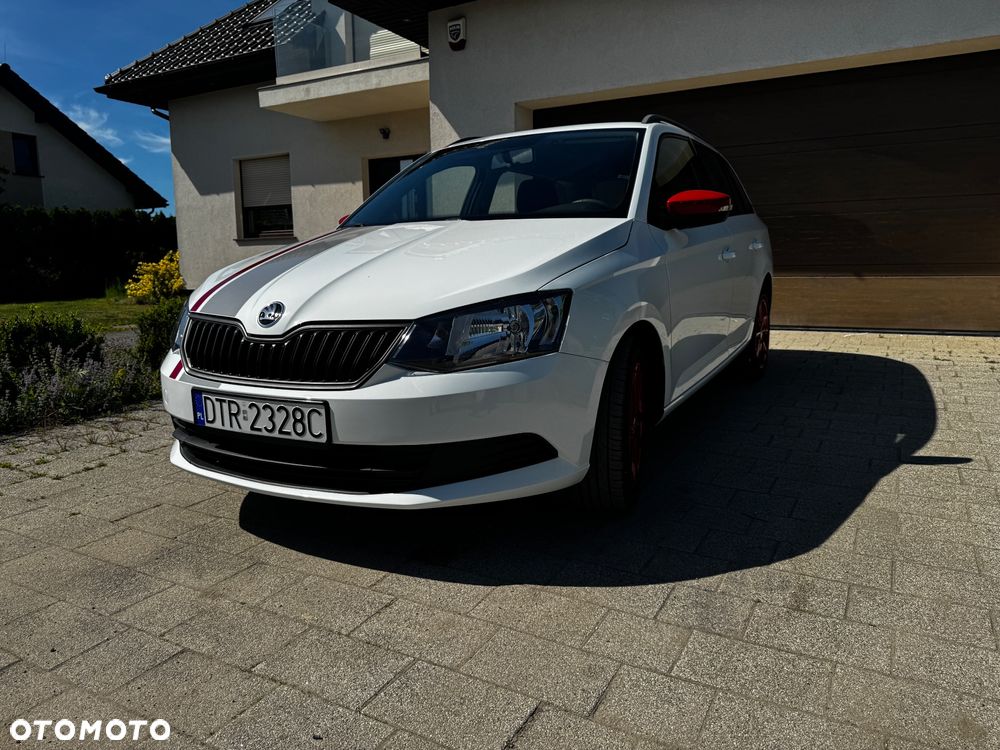 Skoda Fabia 1.2 TSI Cool Edition Red & Grey - 4