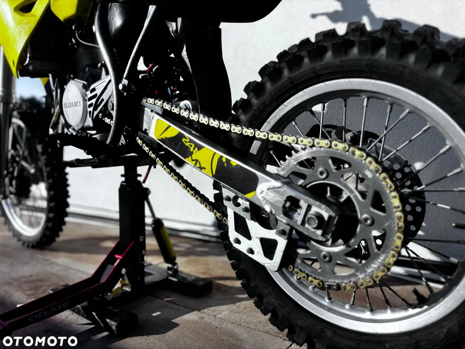Suzuki RM