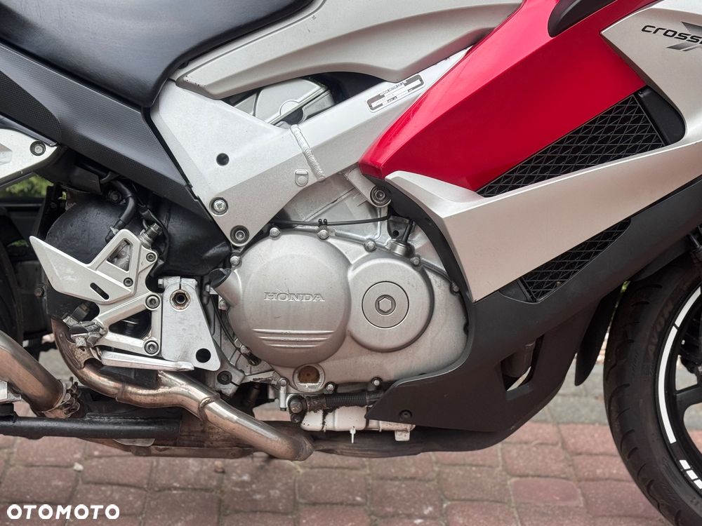 Honda VFR - 12
