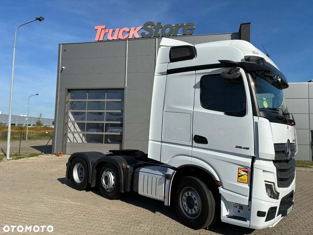 Mercedes-Benz Actros 2548 LS - 11