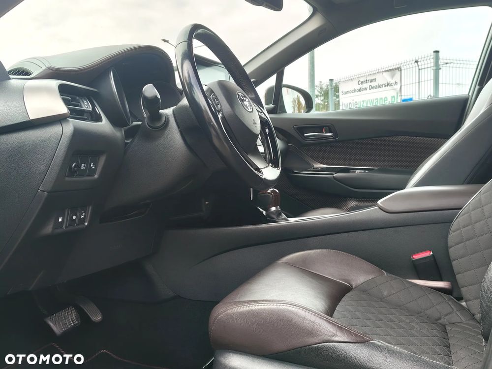 Toyota C-HR 1.8 Hybrid Prestige - 9