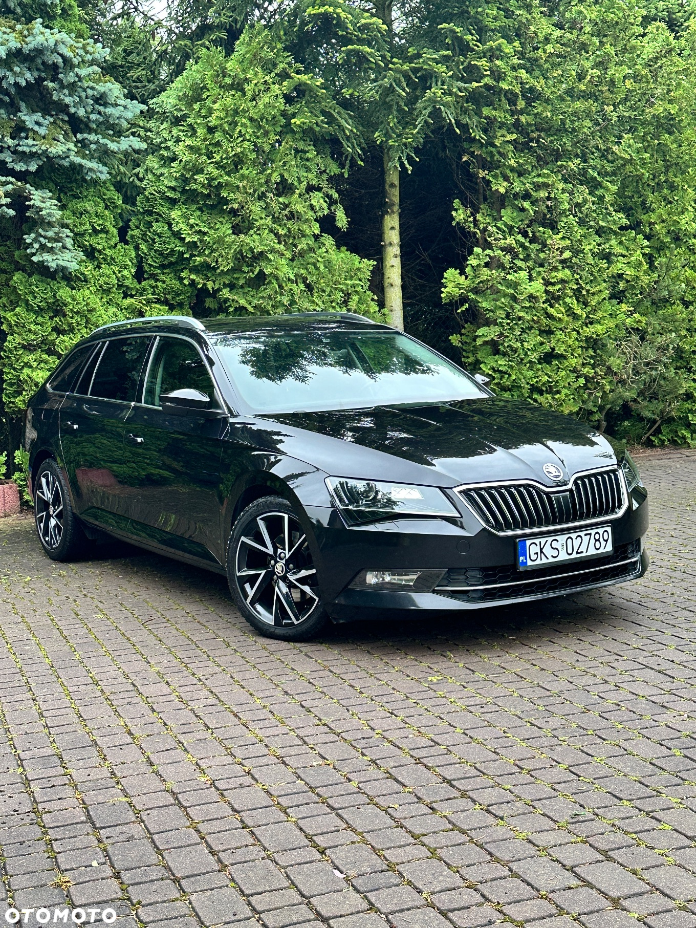 Skoda Superb 2.0 TDI L&K DSG - 2
