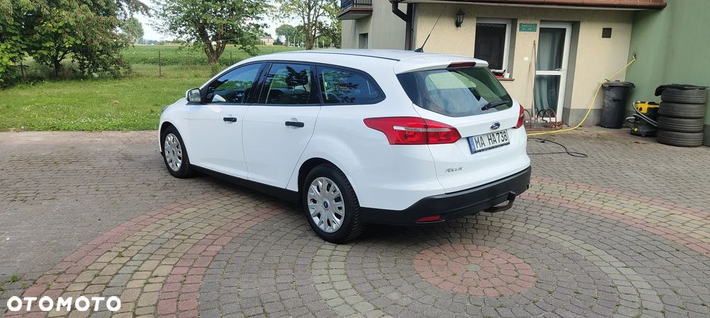 Ford Focus 1.6 TDCi Ambiente - 13