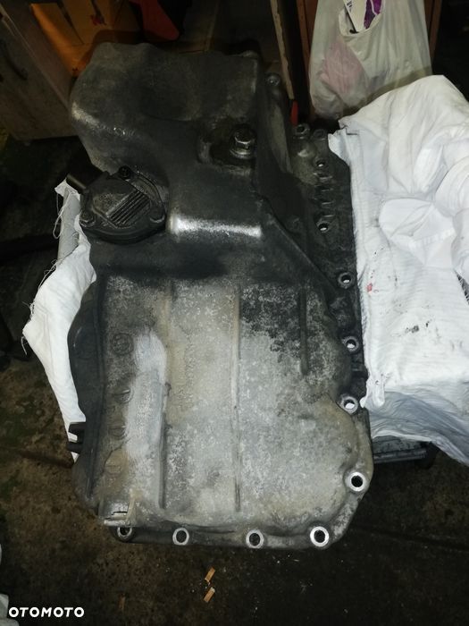 Miska olejowa BMW 2.0 d e87 n47 - 2