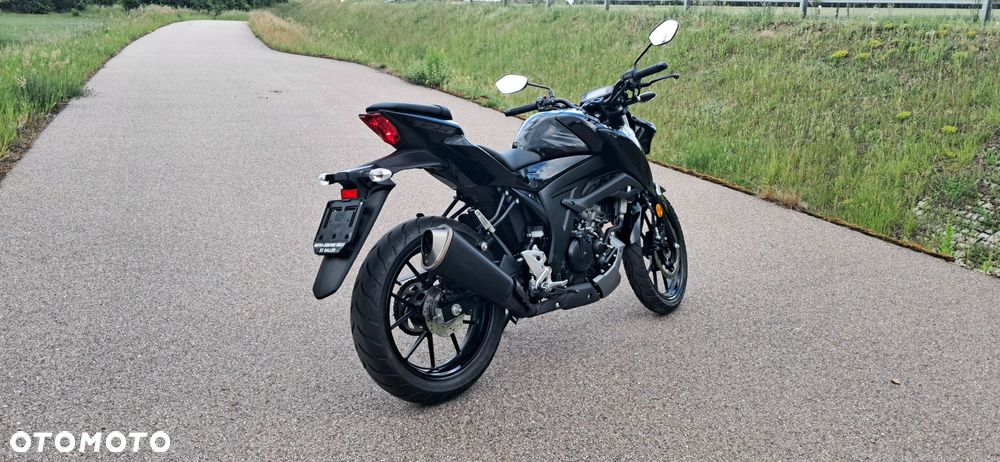 Suzuki GSX - 4