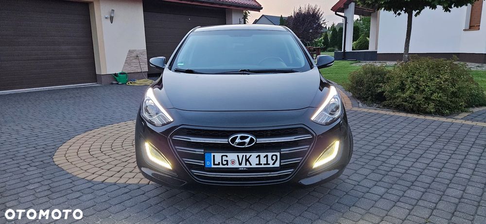 Hyundai i30 1.6 CRDi Premium - 13