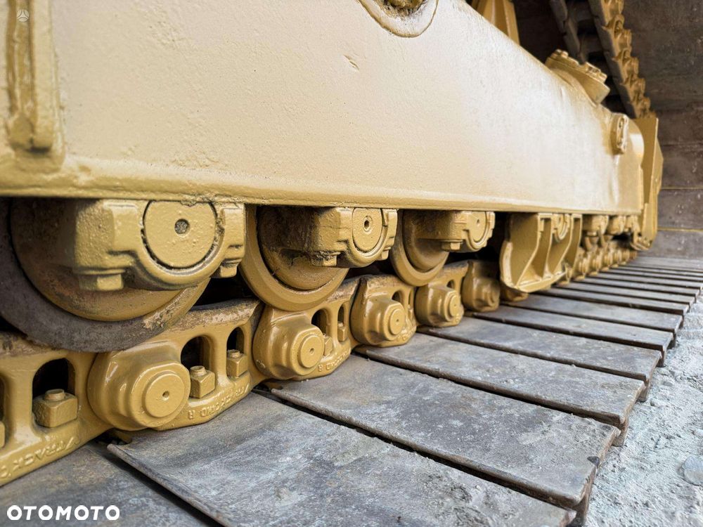 Caterpillar D4H LGP - 17