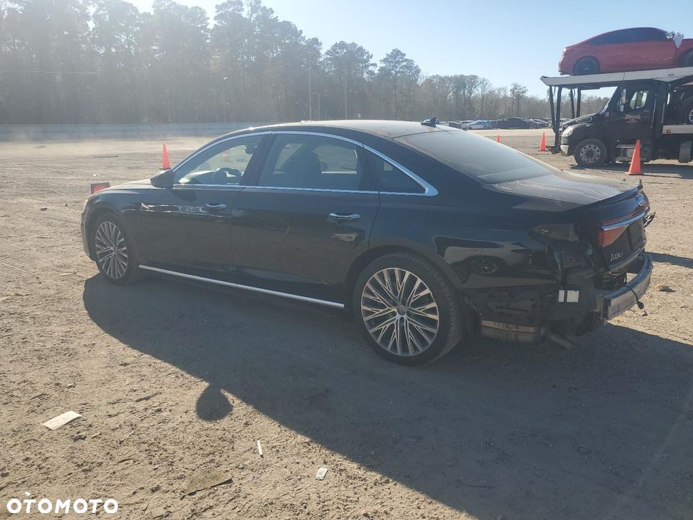 Audi A8 - 3