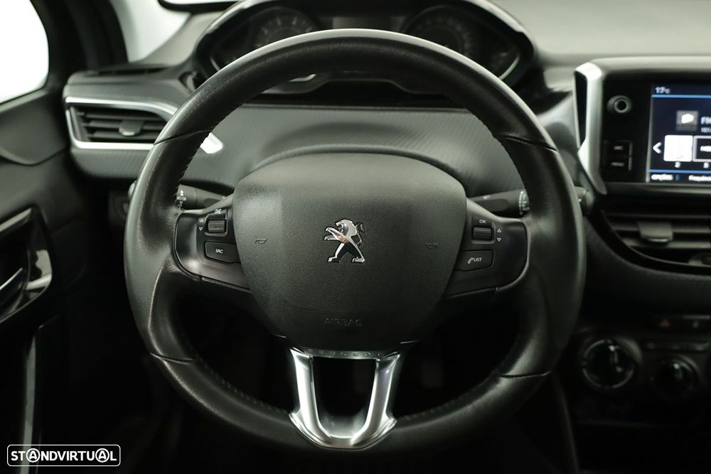 Peugeot 208 1.2 PureTech Signature - 15