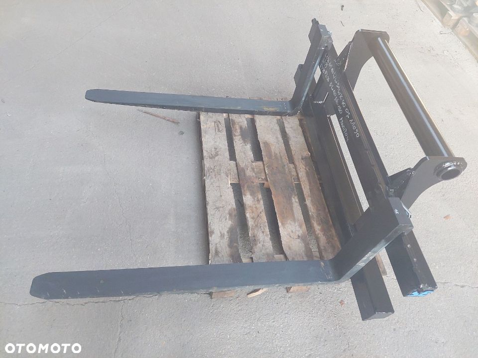 Widły Manitou z Karetką  2,5t 120cm Szeroka Karetka - 12