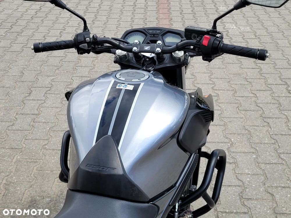 Honda CB - 23