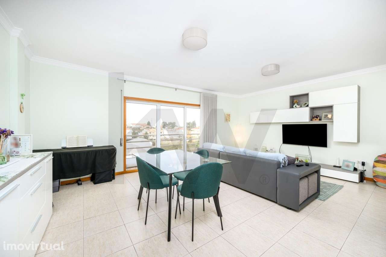 Apartamento T2 em Canelas – Pronto a Habitar - Grande imagem: 3/21