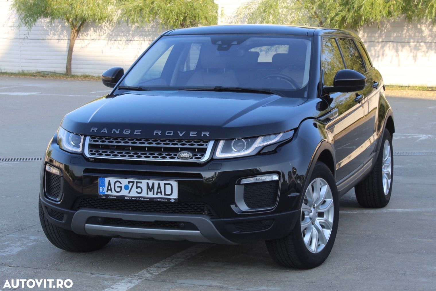 Land Rover Range Rover Evoque - 1