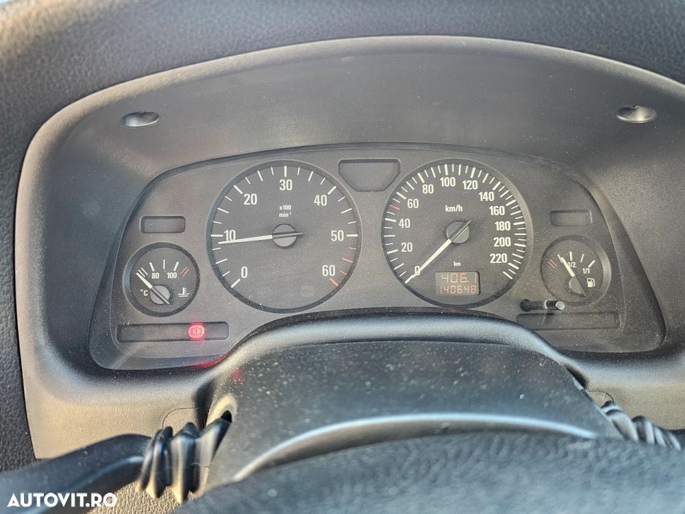 Opel Astra - 12