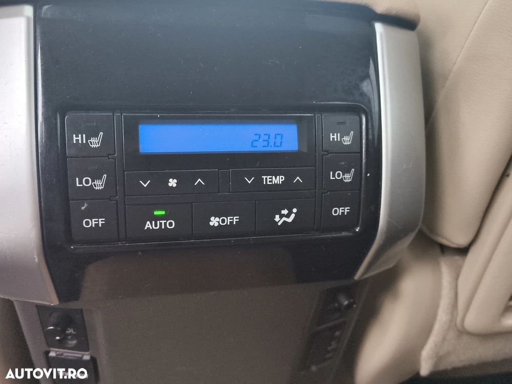 Toyota Land Cruiser - 21