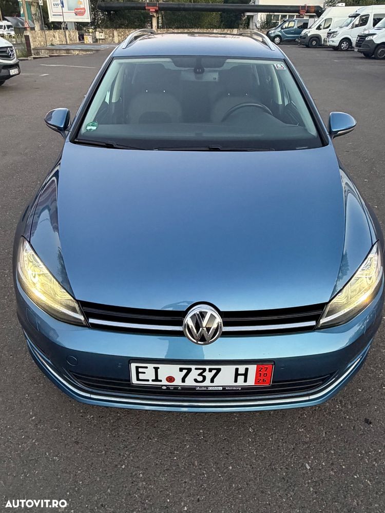 Volkswagen Golf - 2