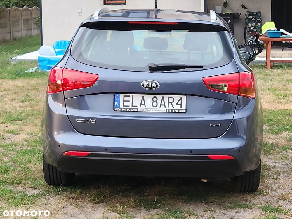 Kia Ceed 1.6 CRDi 128 Vision - 17