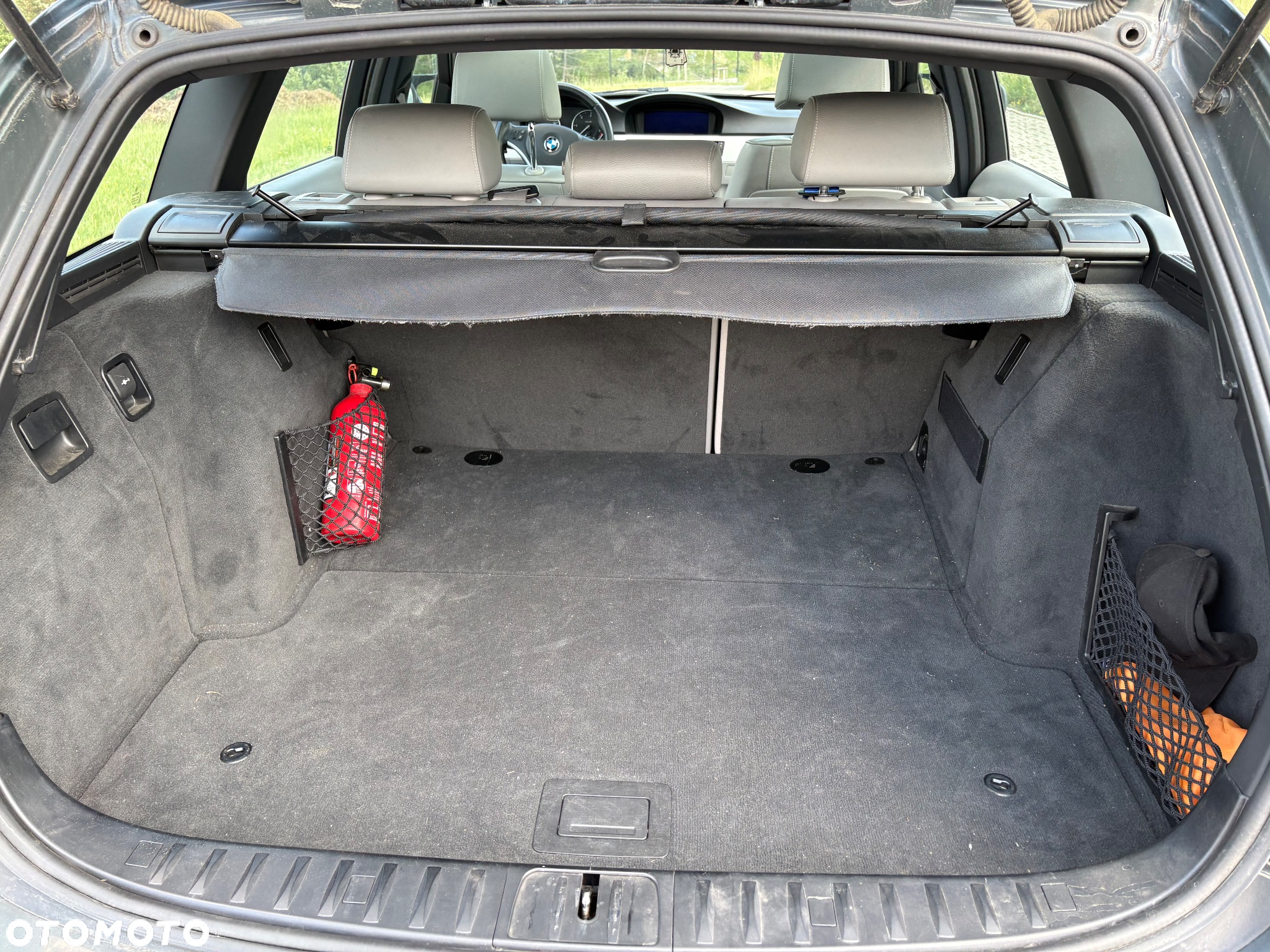 BMW Seria 3 320d DPF Touring - 11