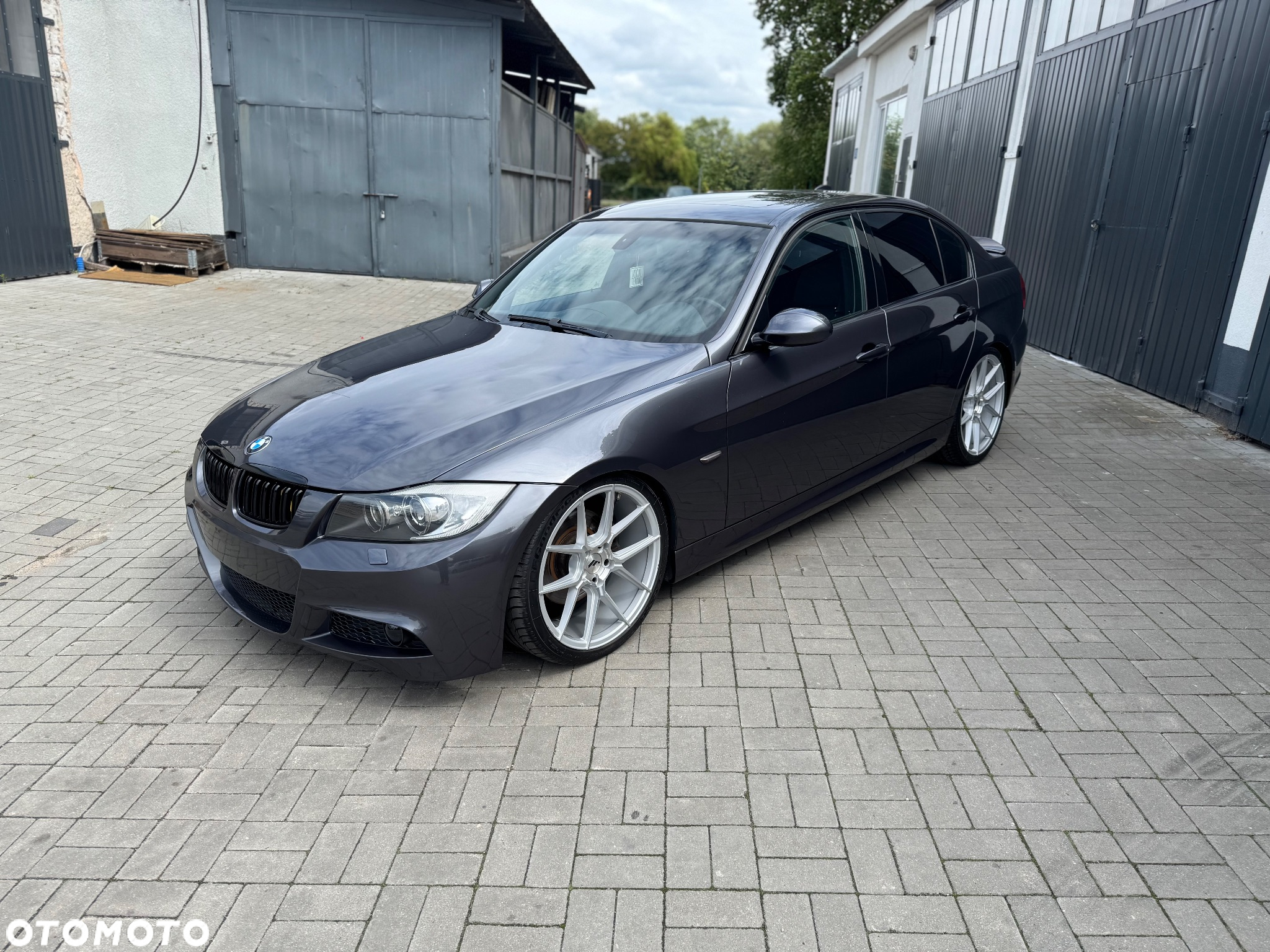 BMW Seria 3 325i - 5