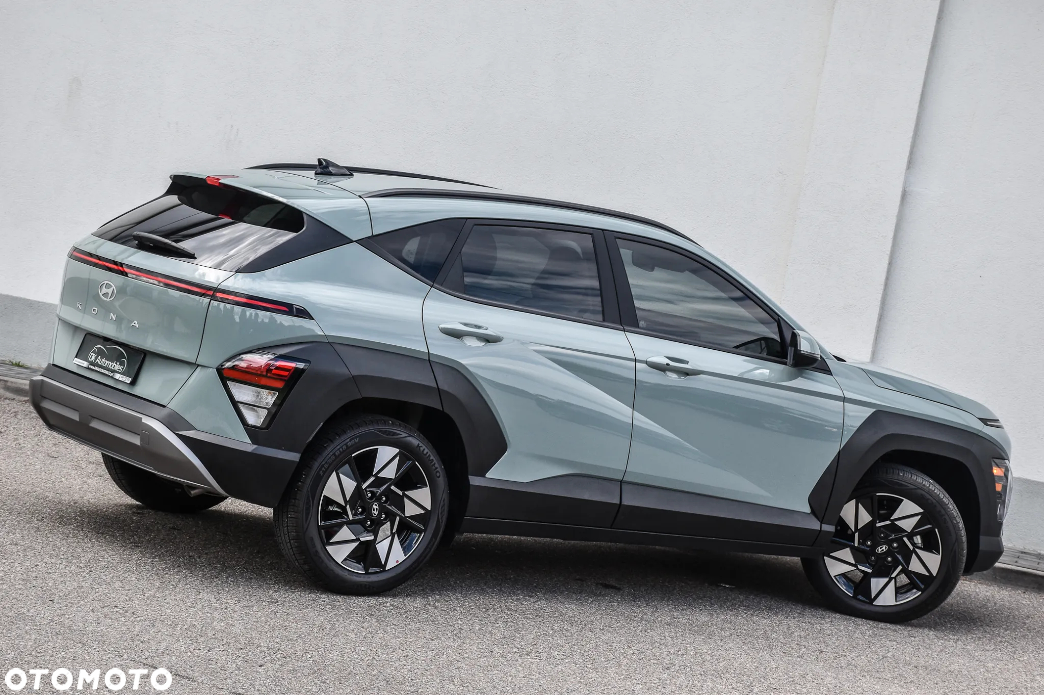Hyundai Kona - 8