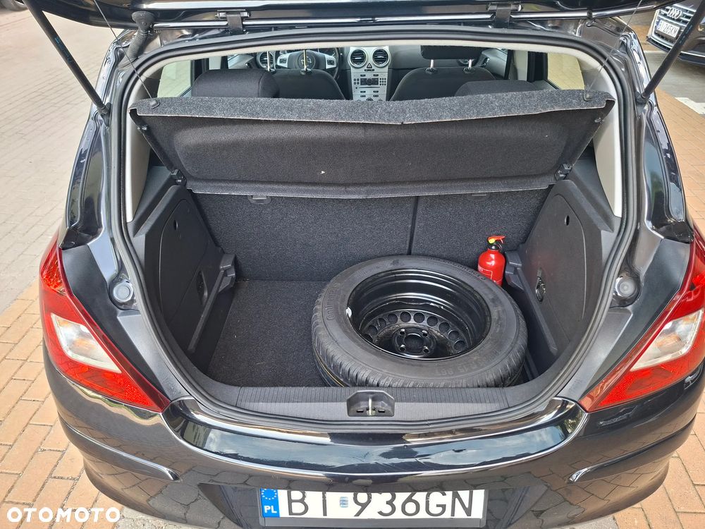 Opel Corsa 1.4 16V Edition - 29