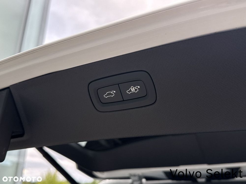 Volvo XC 90 - 17