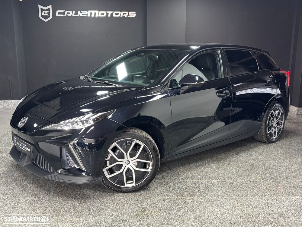 MG MG4 64 kWh Luxury - 1